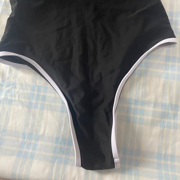 Chanel Plunging V-Neck Black And White One-Piece Swimsuit - Picture 9 of 10